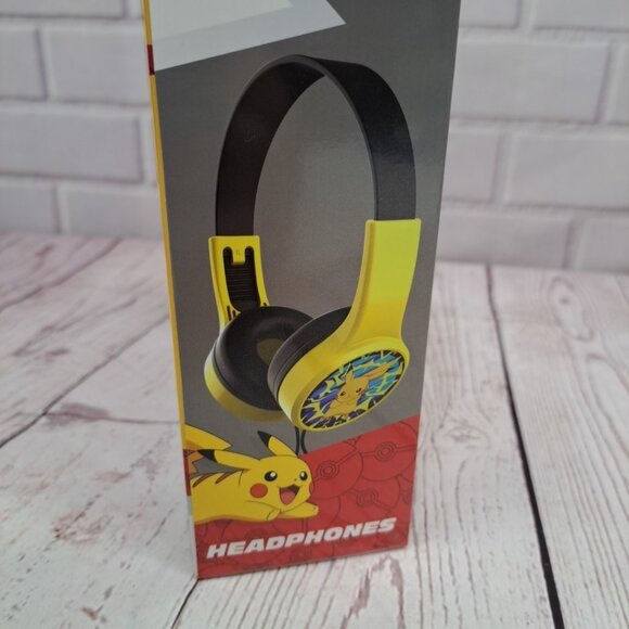 Nintendo Pokémon Pikachu Kid Safe Volume Limited Wired Headphones, New In Box - Picture 5 of 5